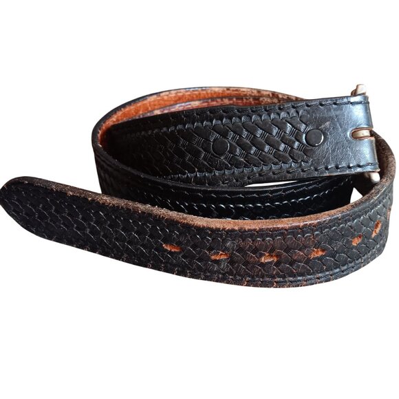 42 True Vintage Black Basket Duty Tooled Leather Belt Lyntone Made USA Cowhide - Picture 2 of 8